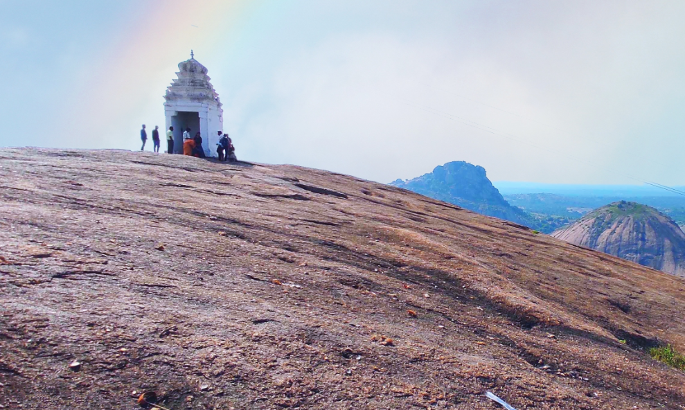 Revanna Siddeshwara Betta, Ramanagara, Karnataka - Vushii.com Revanna Siddeshwara Betta, Ramanagara, Karnataka - Vushii.com